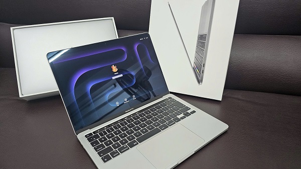 Cho thuê MacBook Pro 2020 13 inch Core i5 2.0GHz 16GB